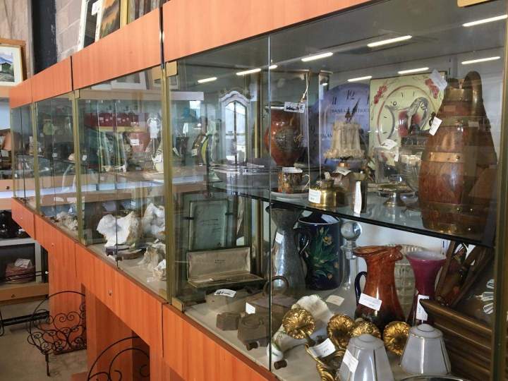 Divers objets de collection Perpignan